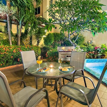 Butterfly Garden Boutique Residences Large Luxury Apts And Villas A Lifetsyle Destination By Neang, Everything You Need All Right Here 1-3 Bedrooms 110 To 190 Sq Mtrs, 2 Full Bathrooms, Rain Shower, Spa Bath, Bbq, Free Wifi, Staff 24-7, Close To Beac Pattaya Exteriér fotografie