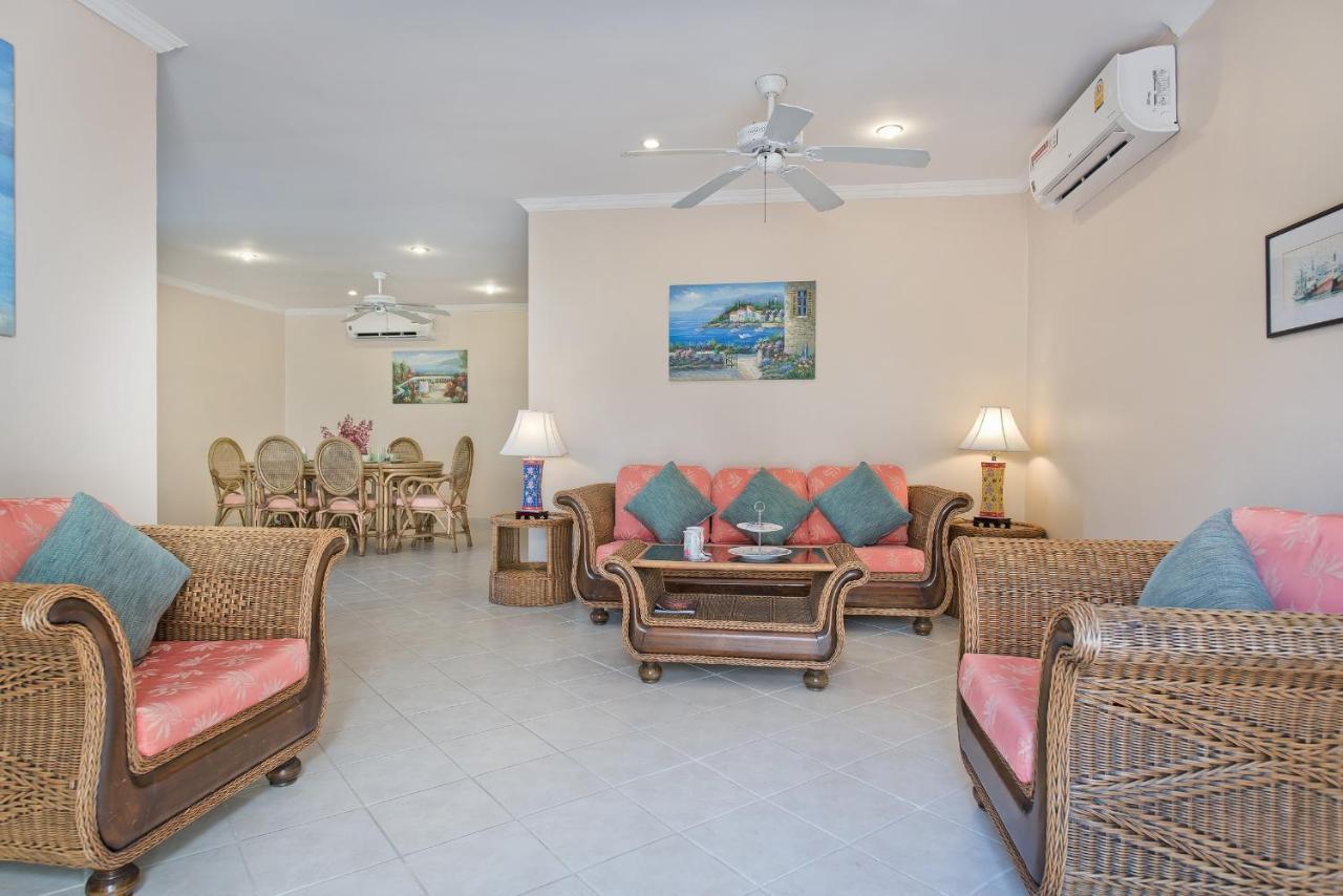 Butterfly Garden Boutique Residences Large Luxury Apts And Villas A Lifetsyle Destination By Neang, Everything You Need All Right Here 1-3 Bedrooms 110 To 190 Sq Mtrs, 2 Full Bathrooms, Rain Shower, Spa Bath, Bbq, Free Wifi, Staff 24-7, Close To Beac Pattaya Exteriér fotografie