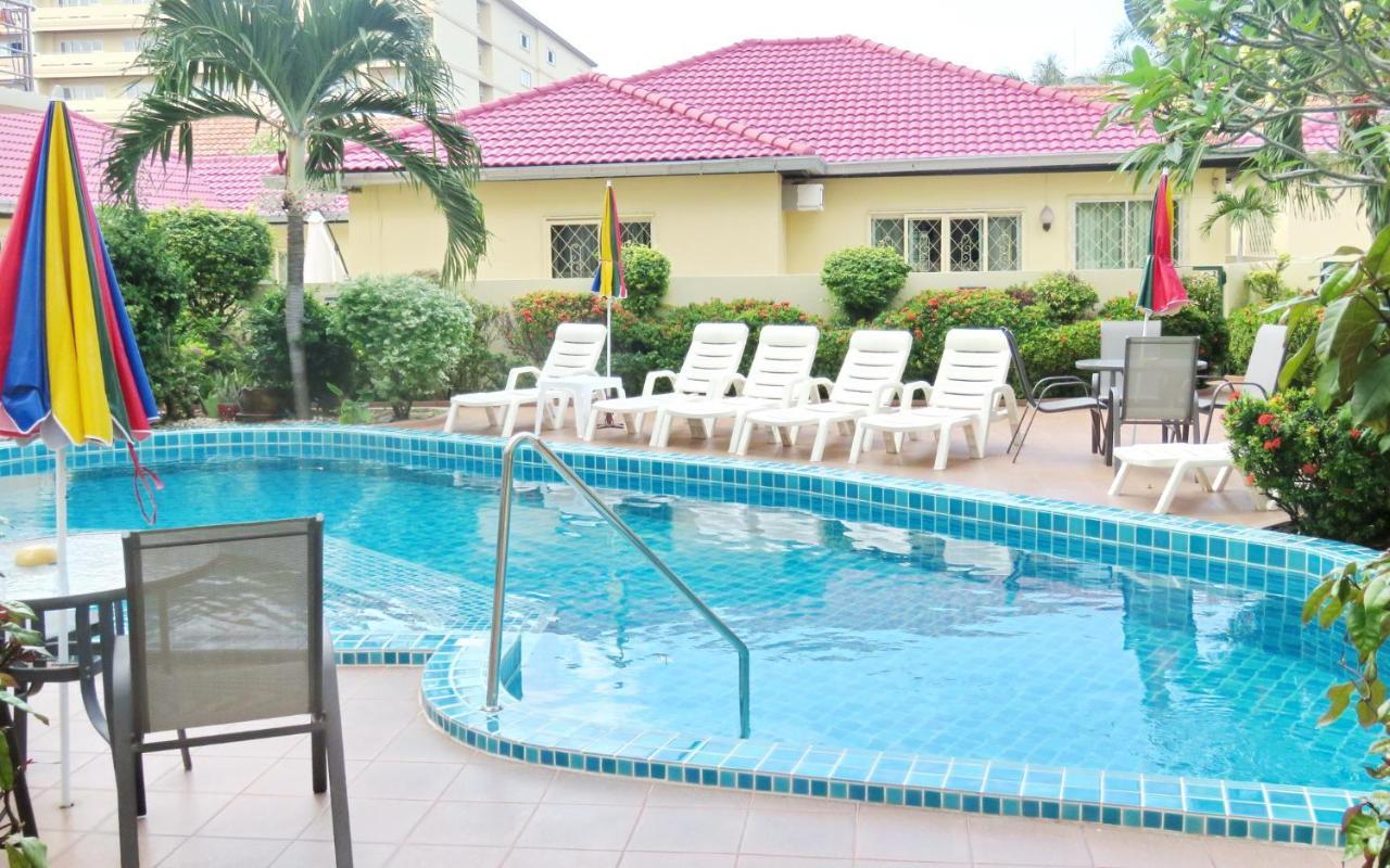 Butterfly Garden Boutique Residences Large Luxury Apts And Villas A Lifetsyle Destination By Neang, Everything You Need All Right Here 1-3 Bedrooms 110 To 190 Sq Mtrs, 2 Full Bathrooms, Rain Shower, Spa Bath, Bbq, Free Wifi, Staff 24-7, Close To Beac Pattaya Exteriér fotografie
